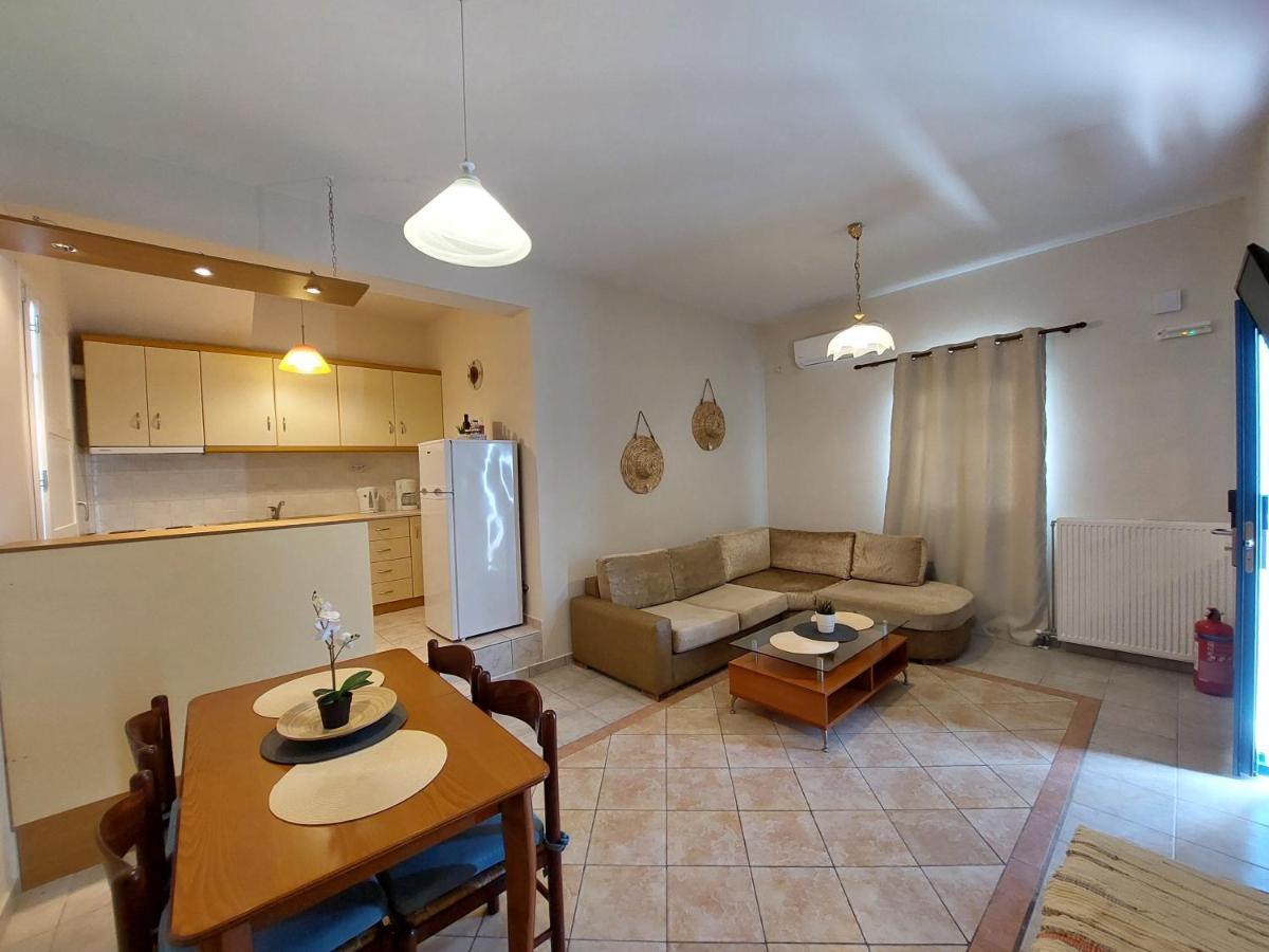 Vira Vivere Houses Plaka  Zewnętrze zdjęcie